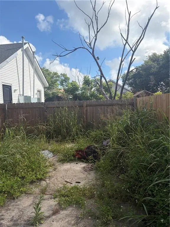 1025 27 Lamanche Street, New Orleans, LA 70117 - #2