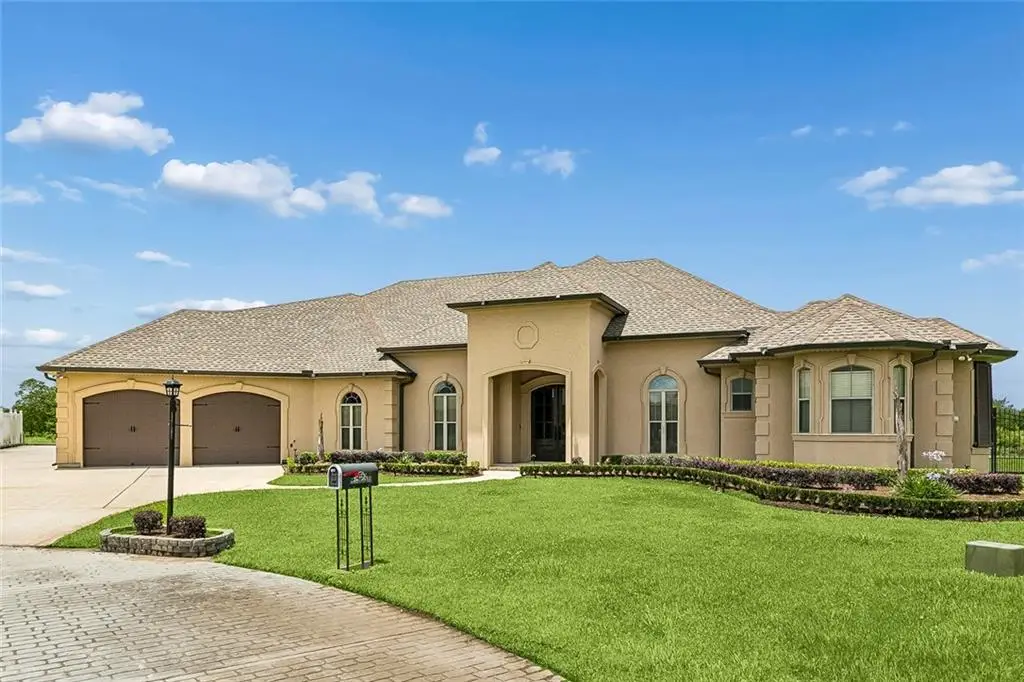 102 Bailey Estates Drive, Belle Chasse, LA 70037 - #1