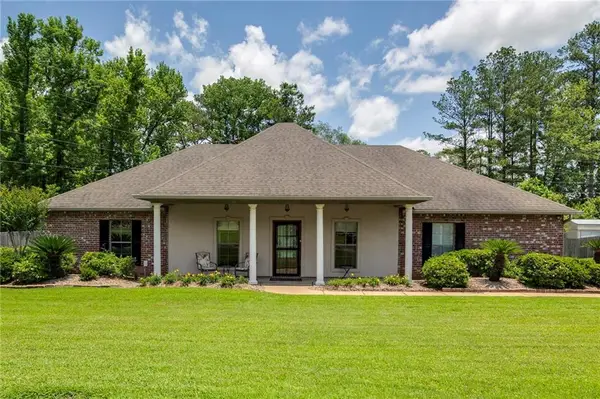 1003 Legacy Loop, Pineville, LA 71360