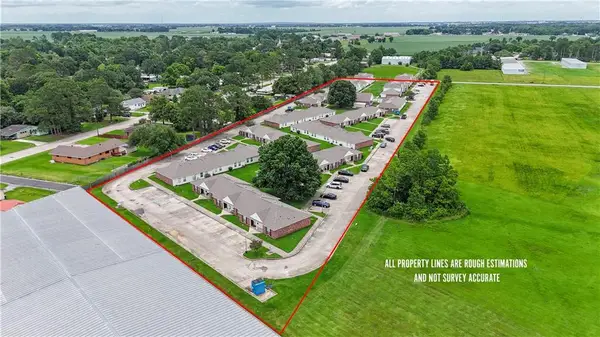 1341 20 Arpent Road, New Iberia, LA 70560