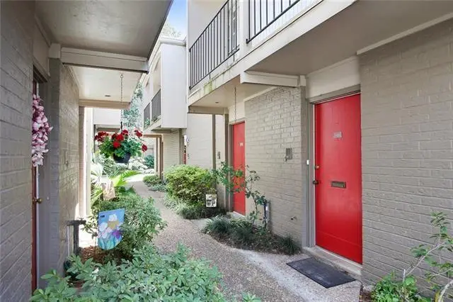 4422 Carondelet Street #4422, New Orleans, LA 70115 - #2