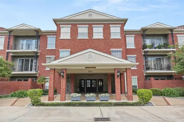 801 Rue Burgundy Street #315, Metairie, LA 70005