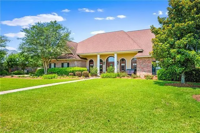 6405 Audubon Oaks Drive, Alexandria, LA 71303 - #2