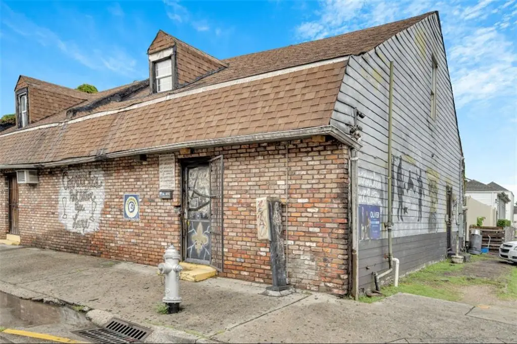 3801 Tchopoupitoulas Street, New Orleans, LA 70115 - #1