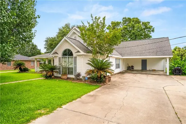 484 Spring Bayou, Marksville, LA 71351