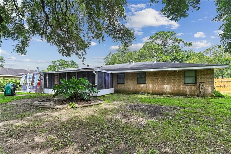 409 Oak Avenue, Bridge City, LA 70094 - #2