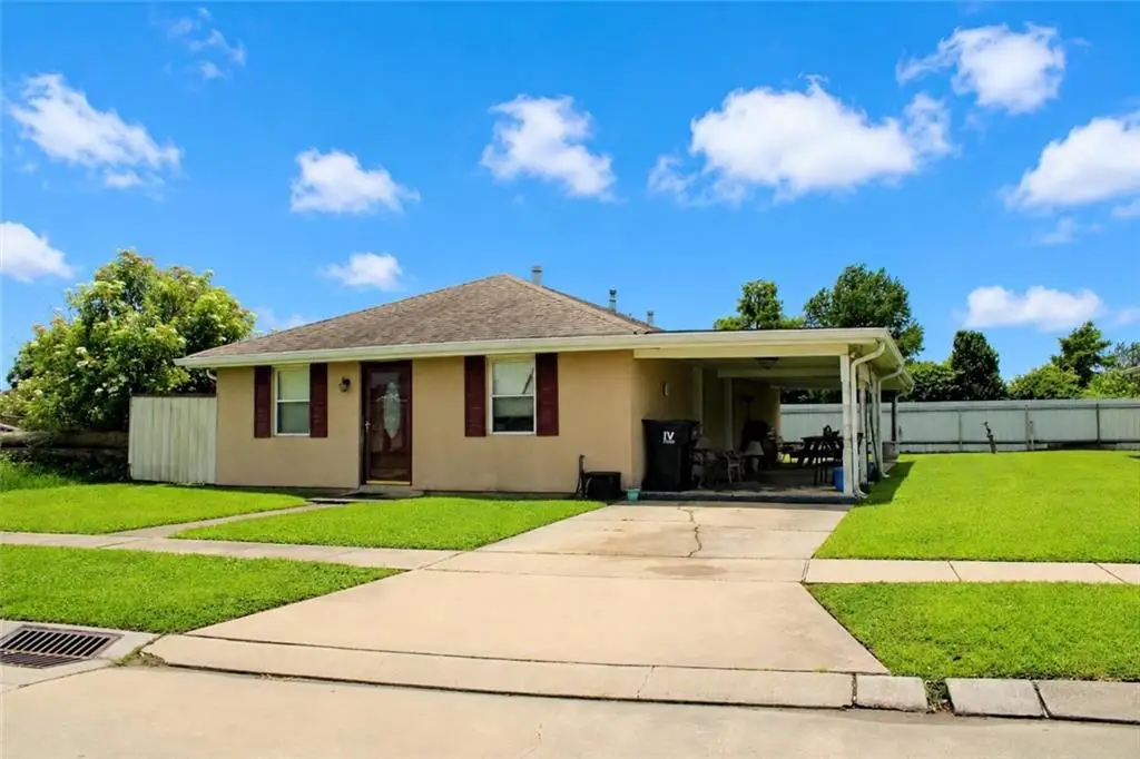 800 E Josephine Street, Chalmette, LA 70043 - #1