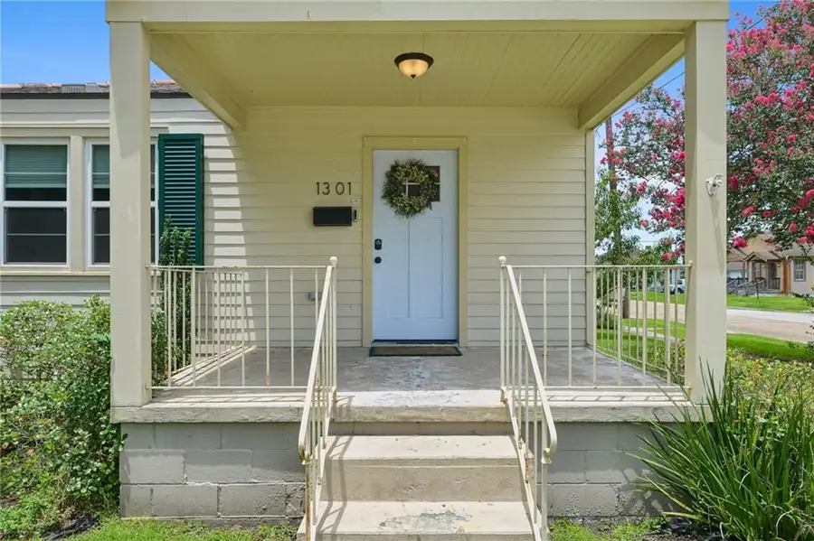 1301 Franklin Avenue, Gretna, LA 70053 - #2