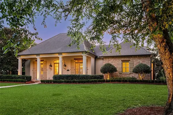 323 Black Jack Oak Drive, Madisonville, LA 70447