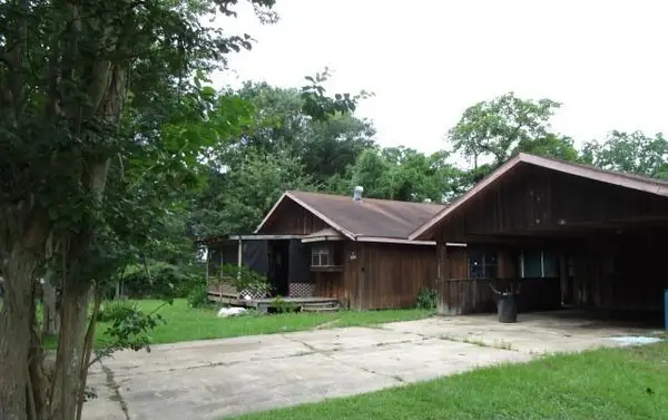 202 Dorothy Street, Pineville, LA 71360