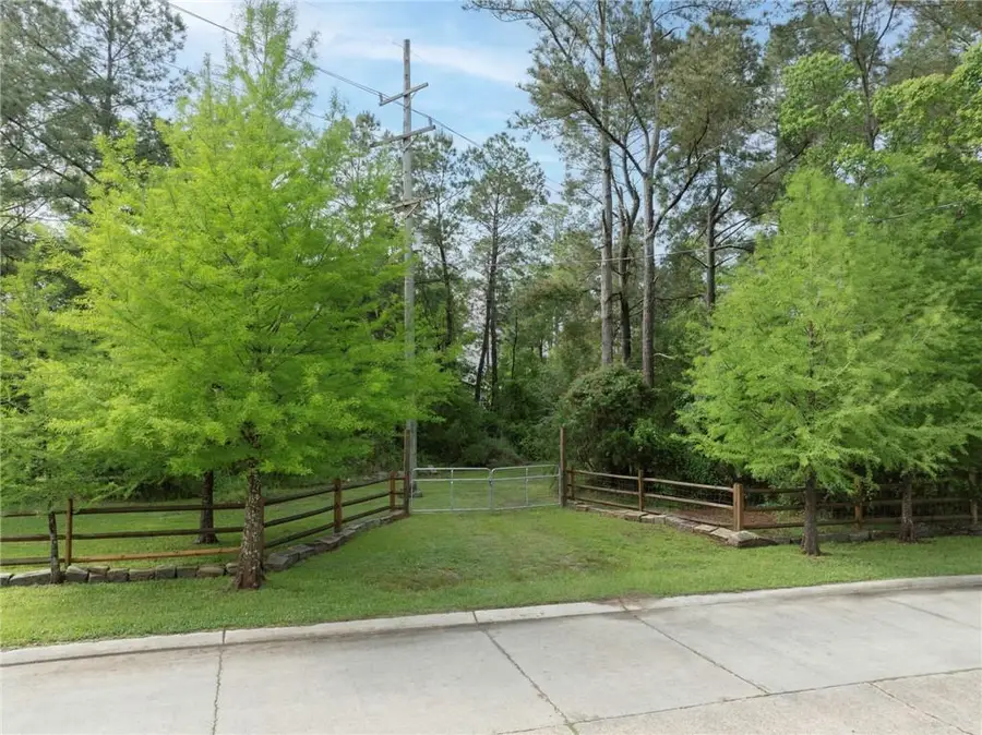 202-204 Camellia Drive, Slidell, LA 70458 - #2