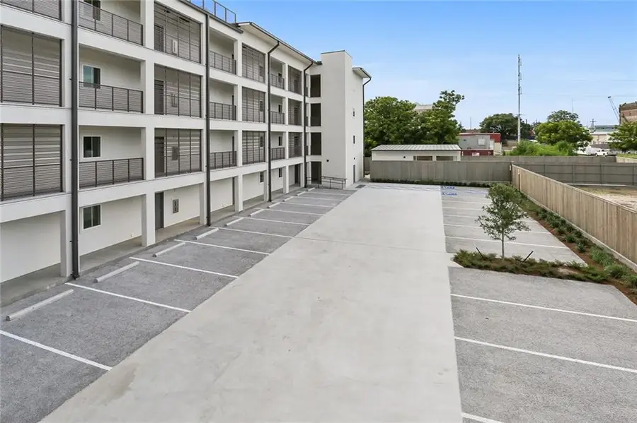 2100 Saint Thomas Street #303, New Orleans, LA 70130 - #2