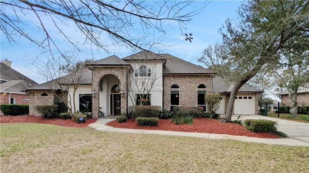 3728 Lake Michel Drive, Gretna, LA 70056 - #1