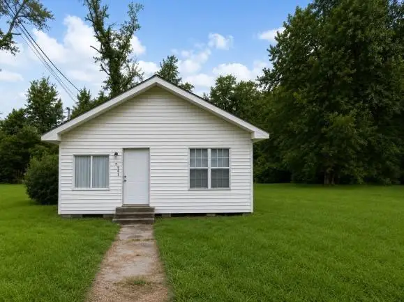 407 W Sixth Street, Oakdale, LA 71463