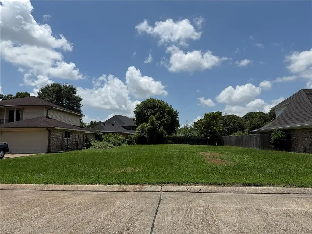3815 Peachtree Court, New Orleans, LA 70131 - #1