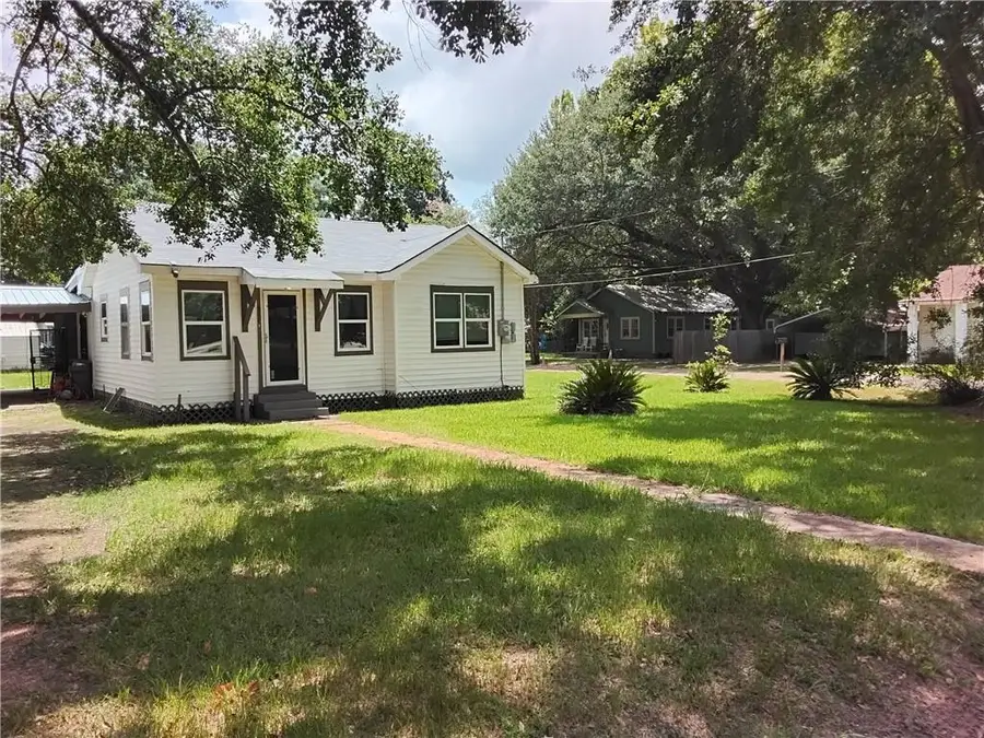 607 S Louisiana Avenue, Bunkie, LA 71322 - #2