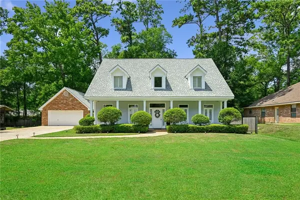 525 N Laura Drive, Mandeville, LA 70448