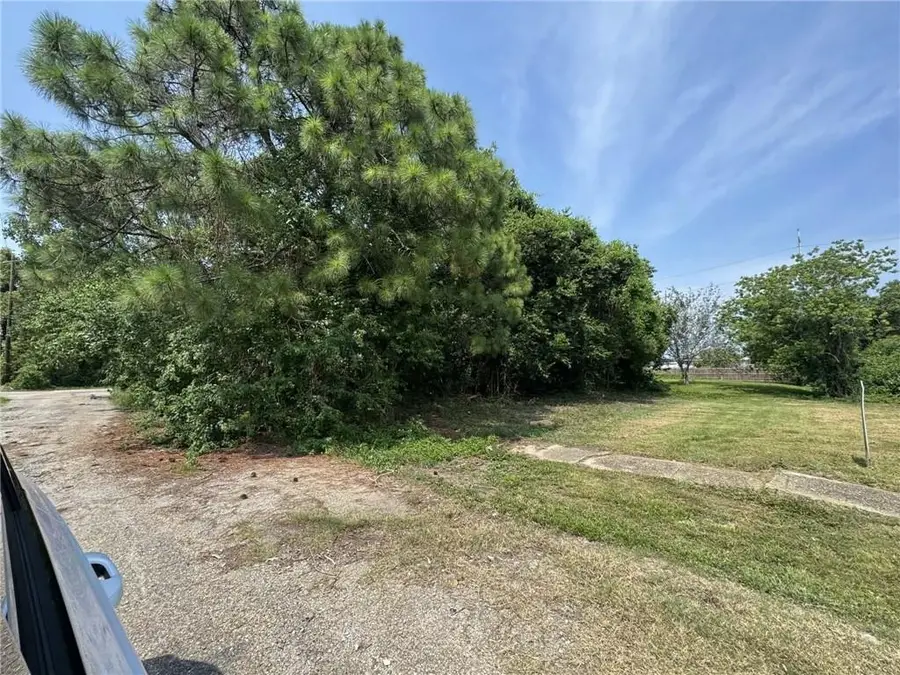 3235 Rabbits Street, New Orleans, LA 70122 - #2