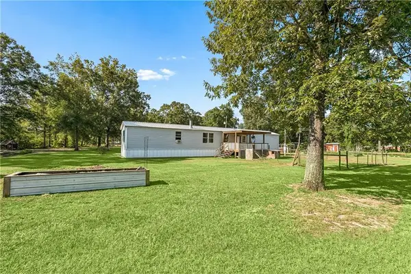 23717 La 42 Highway, Livingston, LA 70754