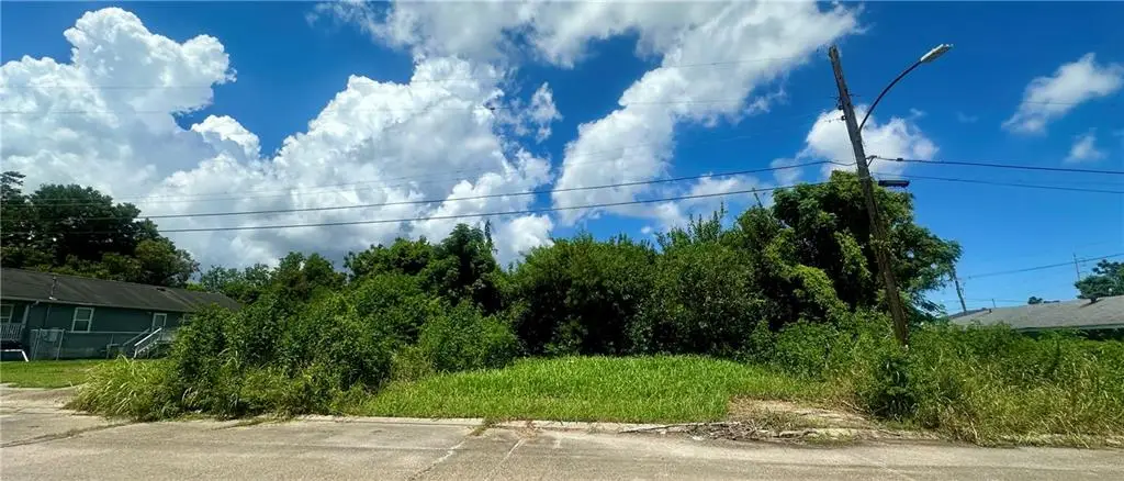 2530 Tupelo Street, New Orleans, LA 70117 - #1