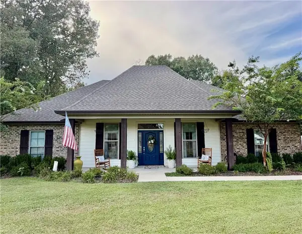 405 Sky Blue Drive, Pineville, LA 71360