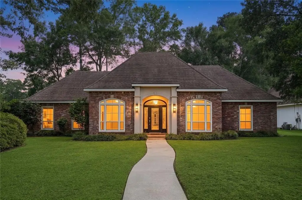 123 Fontainbleau Drive, Mandeville, LA 70471 - #1