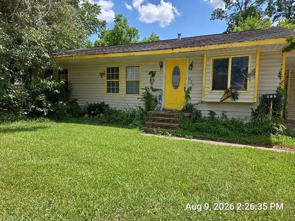 827 W Grolee Street, Opelousas, LA 70570