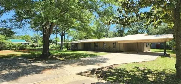 133 Palmer Chapel Road, Pineville, LA 71360