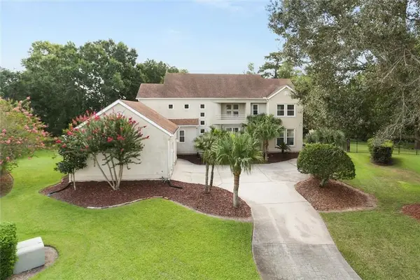 8 Shoal Creek Drive, New Orleans, LA 70131