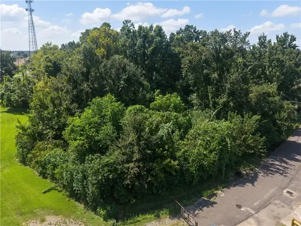610 W Easy Street, Destrehan, LA 70047