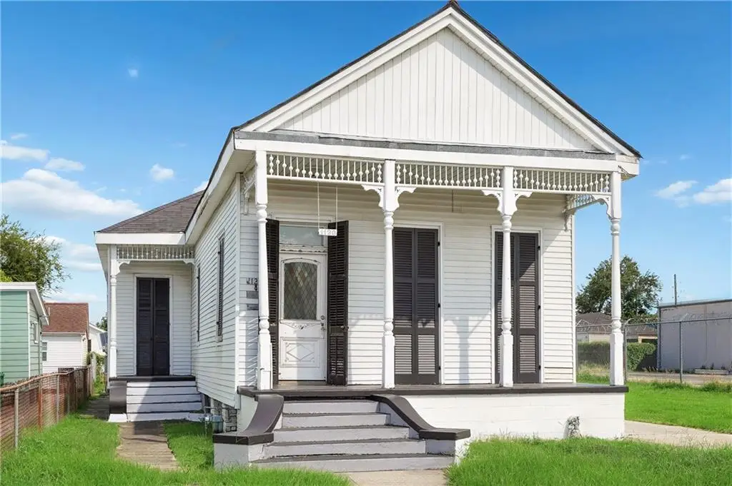 1120 5th Street, Gretna, LA 70053 - #1