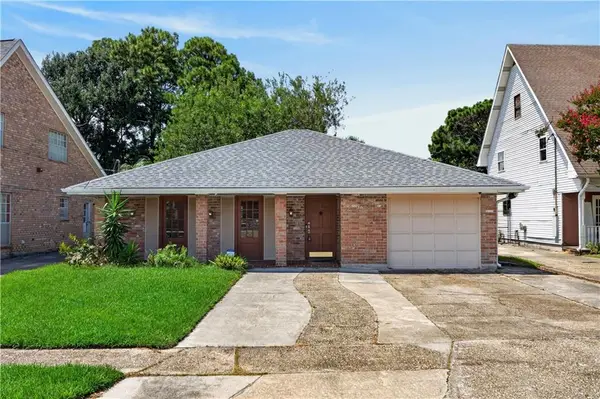 3800 Simone Garden Street, Metairie, LA 70002