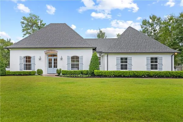 2241 Caroline Street, Mandeville, LA 70448