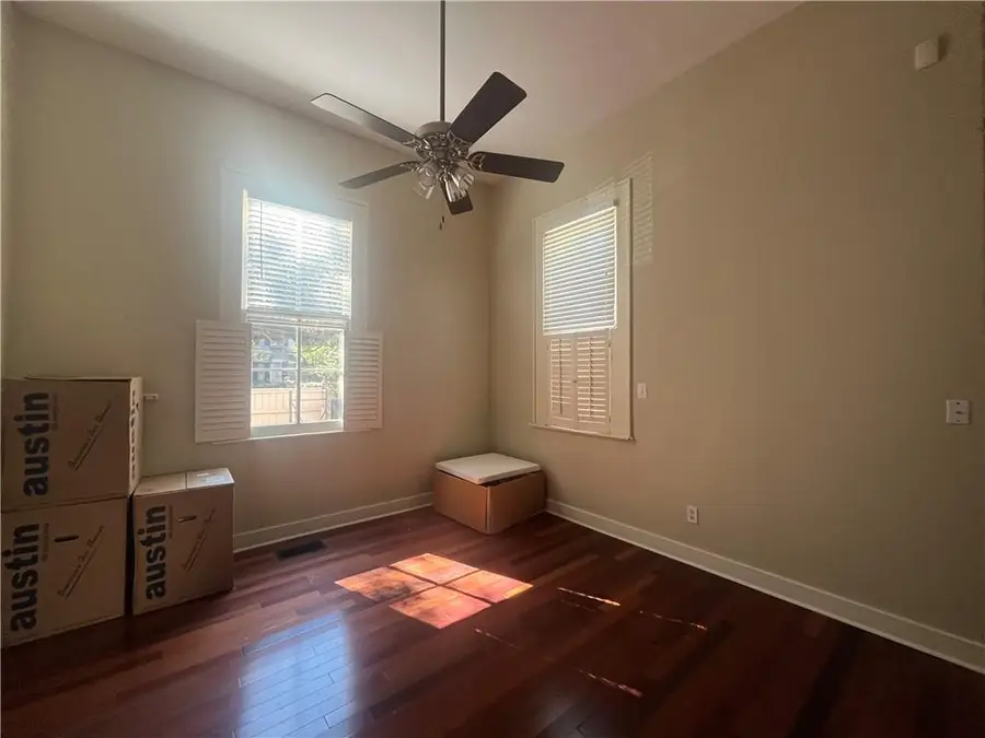2731 Chestnut Street, New Orleans, LA 70130 - #3