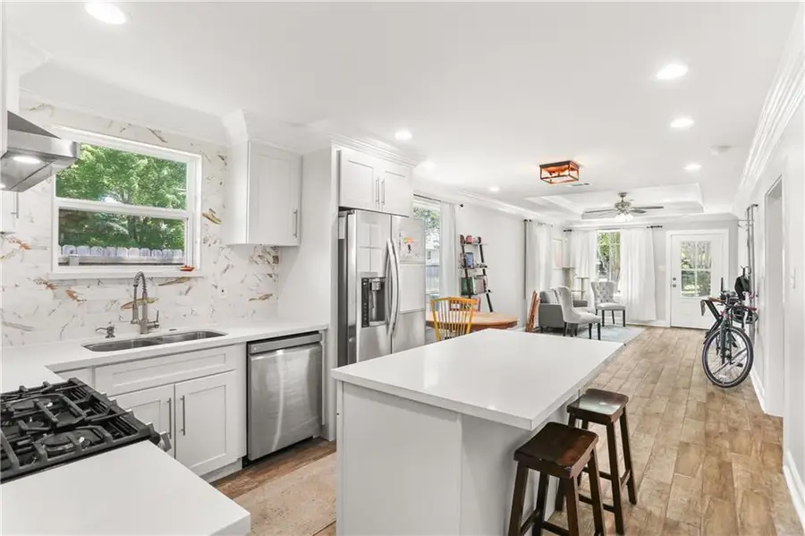 2067 Lafreniere Street, New Orleans, LA 70122 - #3