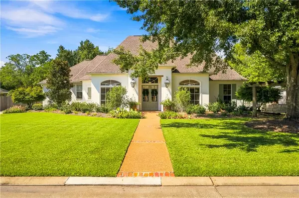 6144 Tennyson Oaks Lane, Alexandria, LA 71301