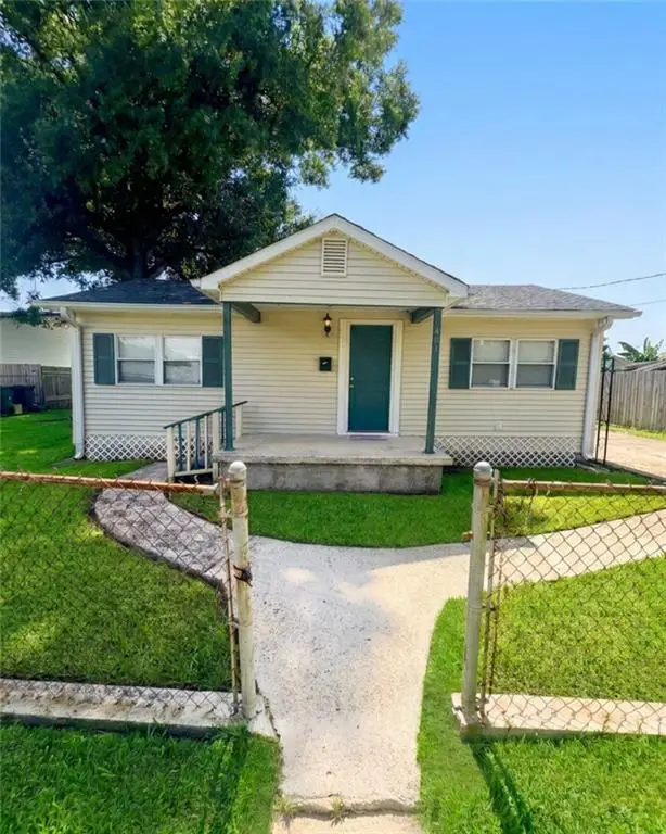 140 8th Street, Bridge City, LA 70094 - #1