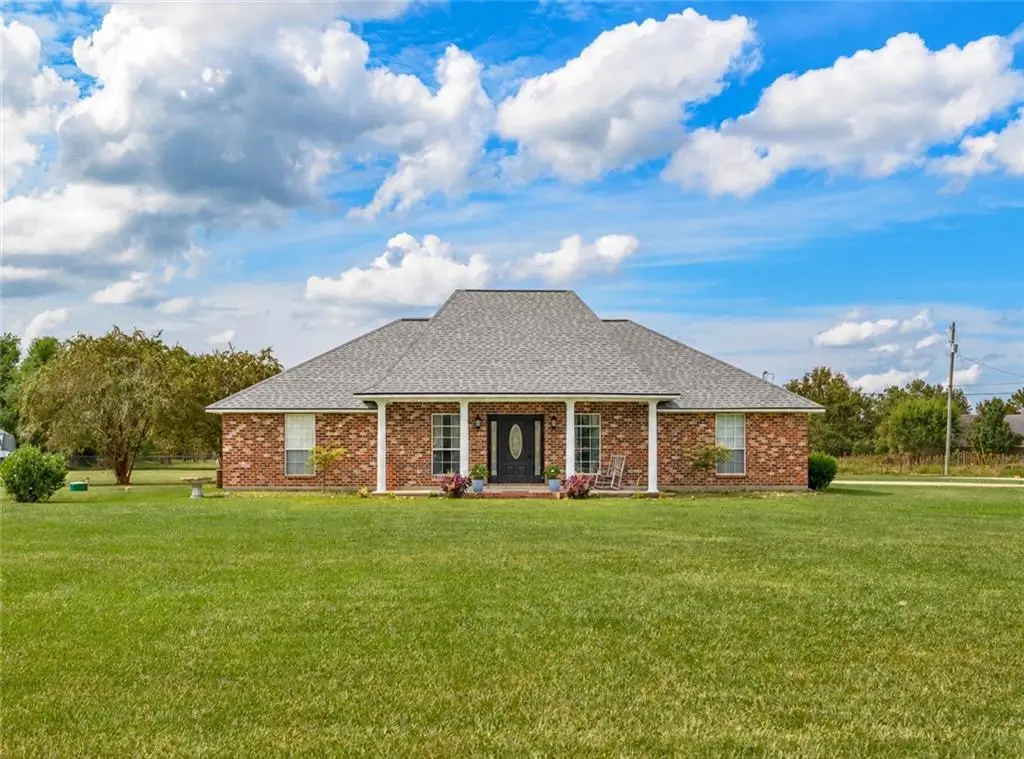 596 Highway 1207, Deville, LA 71328 - #1