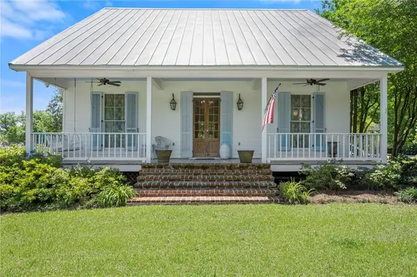5474 Bayou Paul Road, St Gabriel, LA 70776