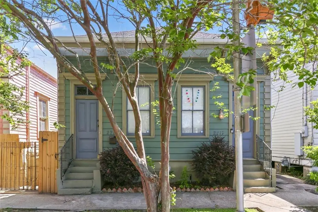 2217 19 Valence Street, New Orleans, LA 70115 - #1
