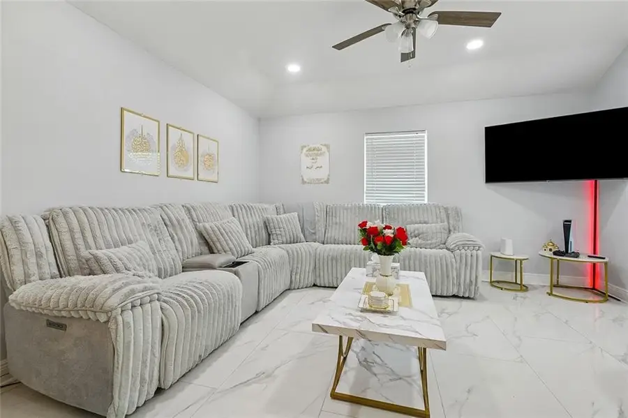 252 Louise Court, Gretna, LA 70056 - #3