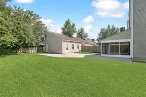 1360 Magazine Street, New Orleans, LA 70130