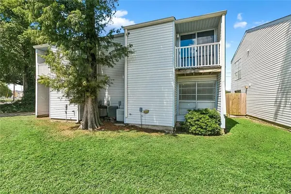 4752 W Napoleon Avenue #6, Metairie, LA 70001