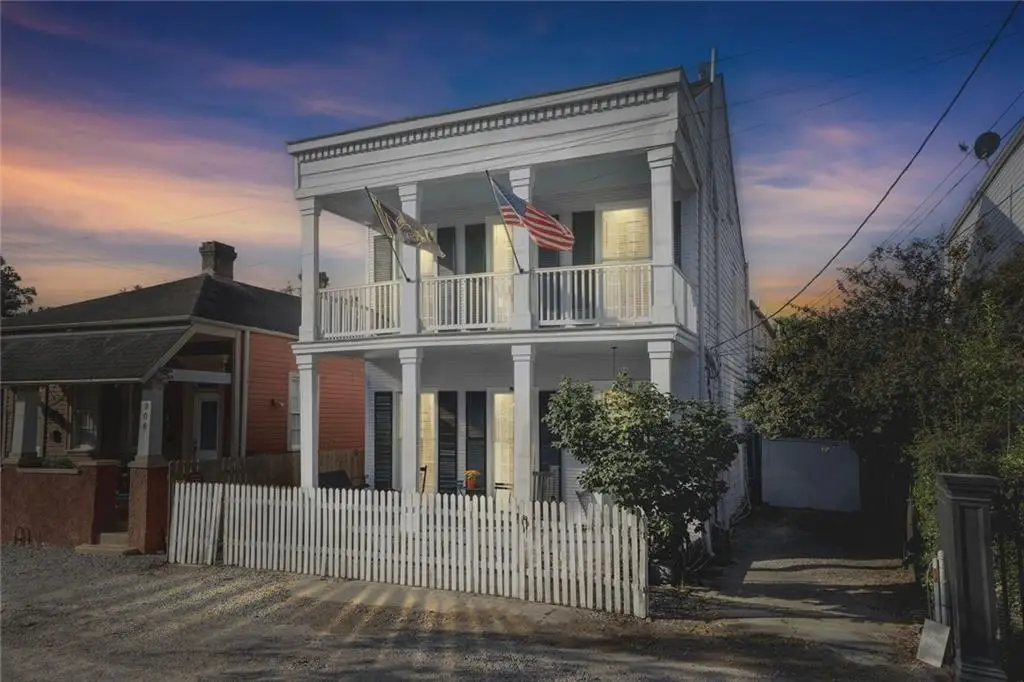 910 Pleasant Street, New Orleans, LA 70115 - #1
