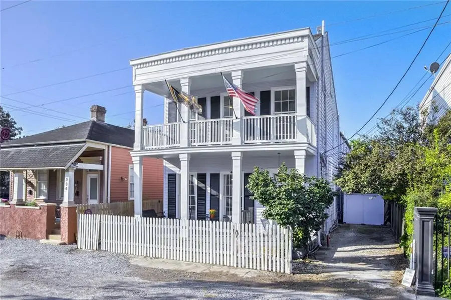910 Pleasant Street, New Orleans, LA 70115 - #3