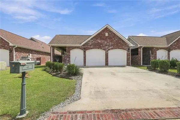 23752 Monarch Point, Springfield, LA 70462