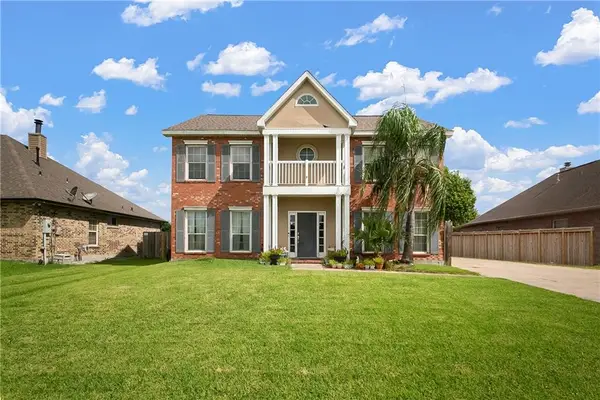 2708 Acadiana Trace, Marrero, LA 70072
