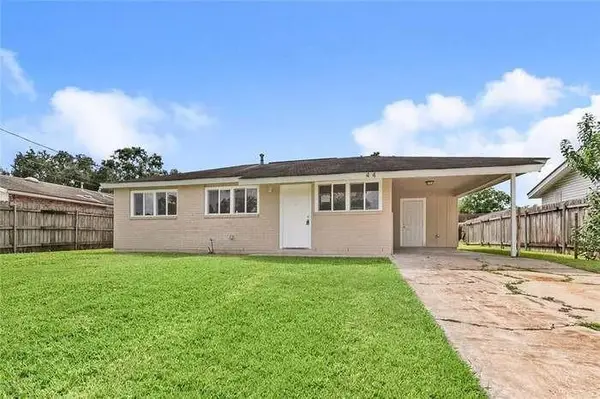 44 Daffodil Lane, Westwego, LA 70094