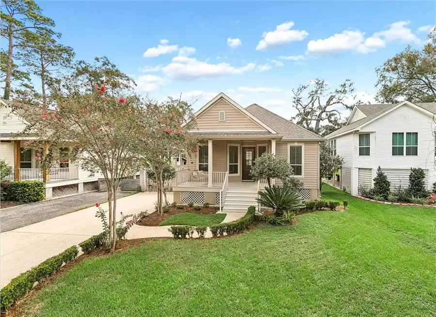 401 Depre Street, Mandeville, LA 70448 - #2