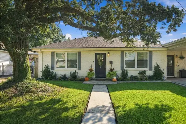 725 Brockenbraugh Court, Metairie, LA 70005